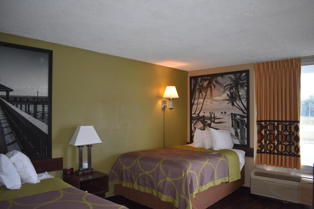 Super 8 By Wyndham Ocala I-75 Hotel Kültér fotó
