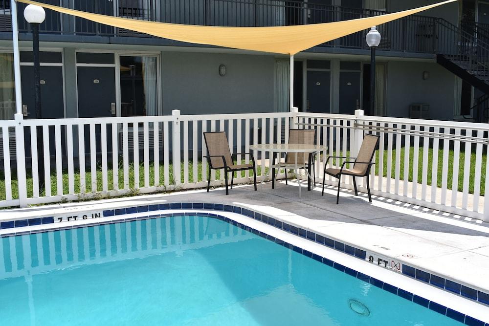Super 8 By Wyndham Ocala I-75 Hotel Kültér fotó